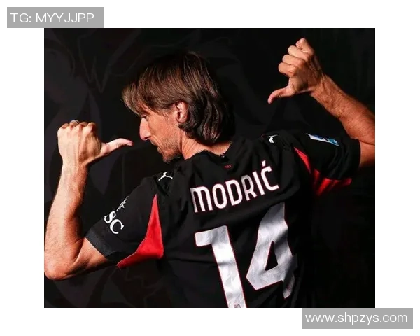 每一个参与者都是传奇的缔造者从球员到球迷共同书写精彩故事